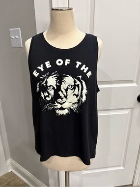 Athletic Works black Eye of the Tiger tank top with tiger face in medium 8-10
